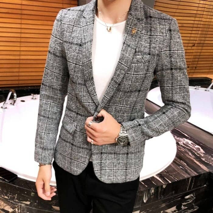 Blazer Masculino Xadrez Marcanzzi MZ064 com design elegante, tecido premium e acabamento refinado para estilo sofisticado em qualquer ocasião.