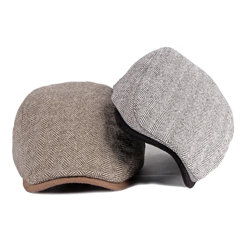 Boina Masculina Scotland Marcanzzi MZ266 com design escocês refinado, ajuste ergonômico e cores cáqui, marrom, grafite e preta.