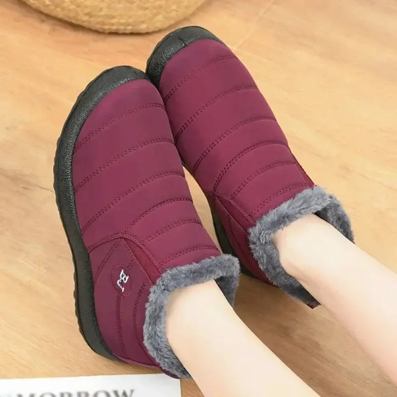 Bota Masculina Marcanzzi MZ287: conforto e estilo com forro de pelúcia, solado antiderrapante e design versátil. Ideal para dias frios e looks casuais ou formai