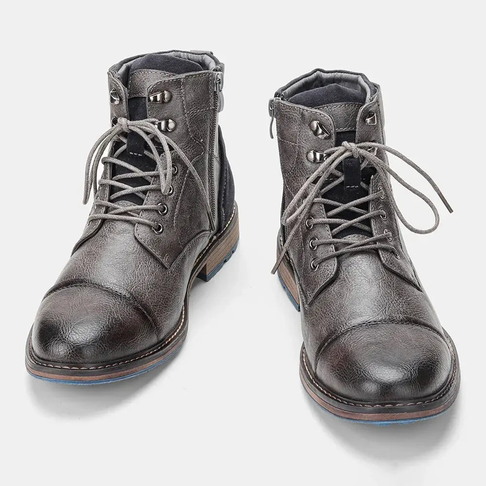 Bota Masculina de Couro Marcanzzi MZ284: durável, estilosa e confortável. Couro premium, solado emborrachado, design moderno. Ideal para uso urbano e aventuras.