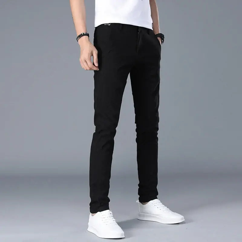 Calça Casual Masculina Marcanzzi MZ004: conforto e estilo em sarja de alta qualidade com corte de alfaiataria. Elegância para trabalho ou encontros.