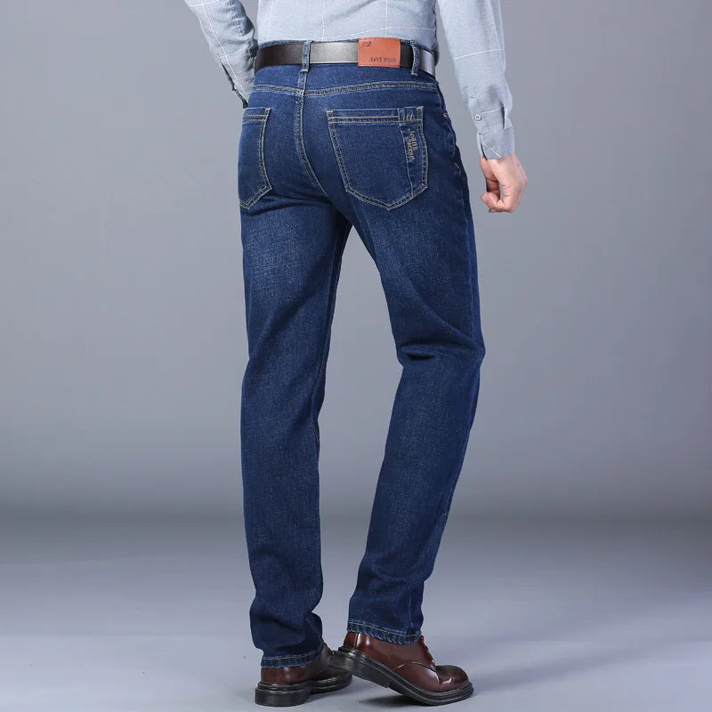 Calça Jeans Clássica Masculina Marcanzzi MZ005: elegância e conforto com tecido premium, elasticidade, durabilidade e ajuste perfeito para qualquer ocasião.