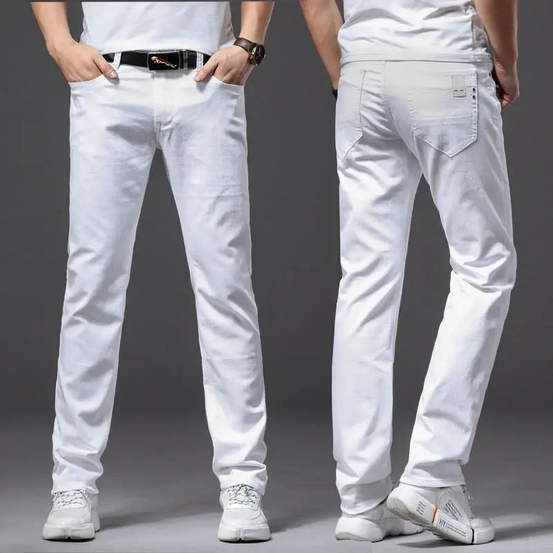 Calça Jeans Masculina Marcanzzi Classy MZ261 com design moderno, acabamento premium e caimento elegante para estilo e exclusividade.