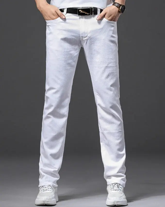 Calça Jeans Masculina Marcanzzi Classy MZ261 com design moderno, acabamento premium e caimento elegante para estilo e exclusividade.