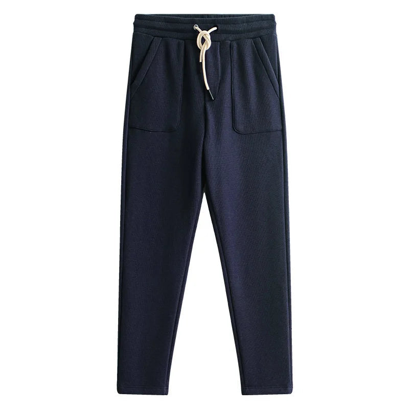 Calça Moletom de Algodão Masculina Marcanzzi MZ313 feita em algodão premium, com bolsos amplos, cintura elástica e barra ajustada para estilo casual.