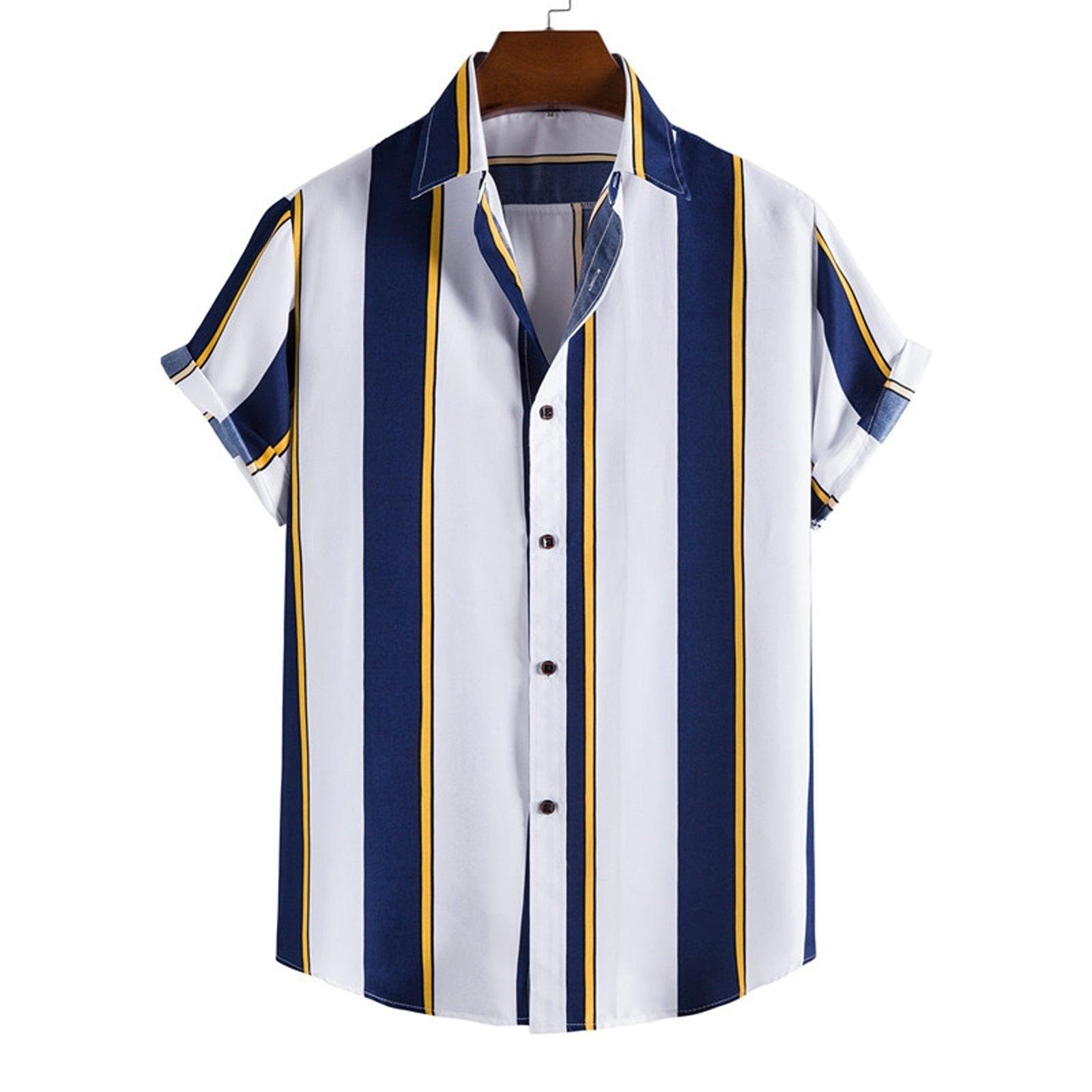 Camisa Manga Curta Listrada Marcanzzi Navy MZ595 em azul, branco e amarelo, com tecido leve, caimento confortável e estilo versátil para o dia a dia.