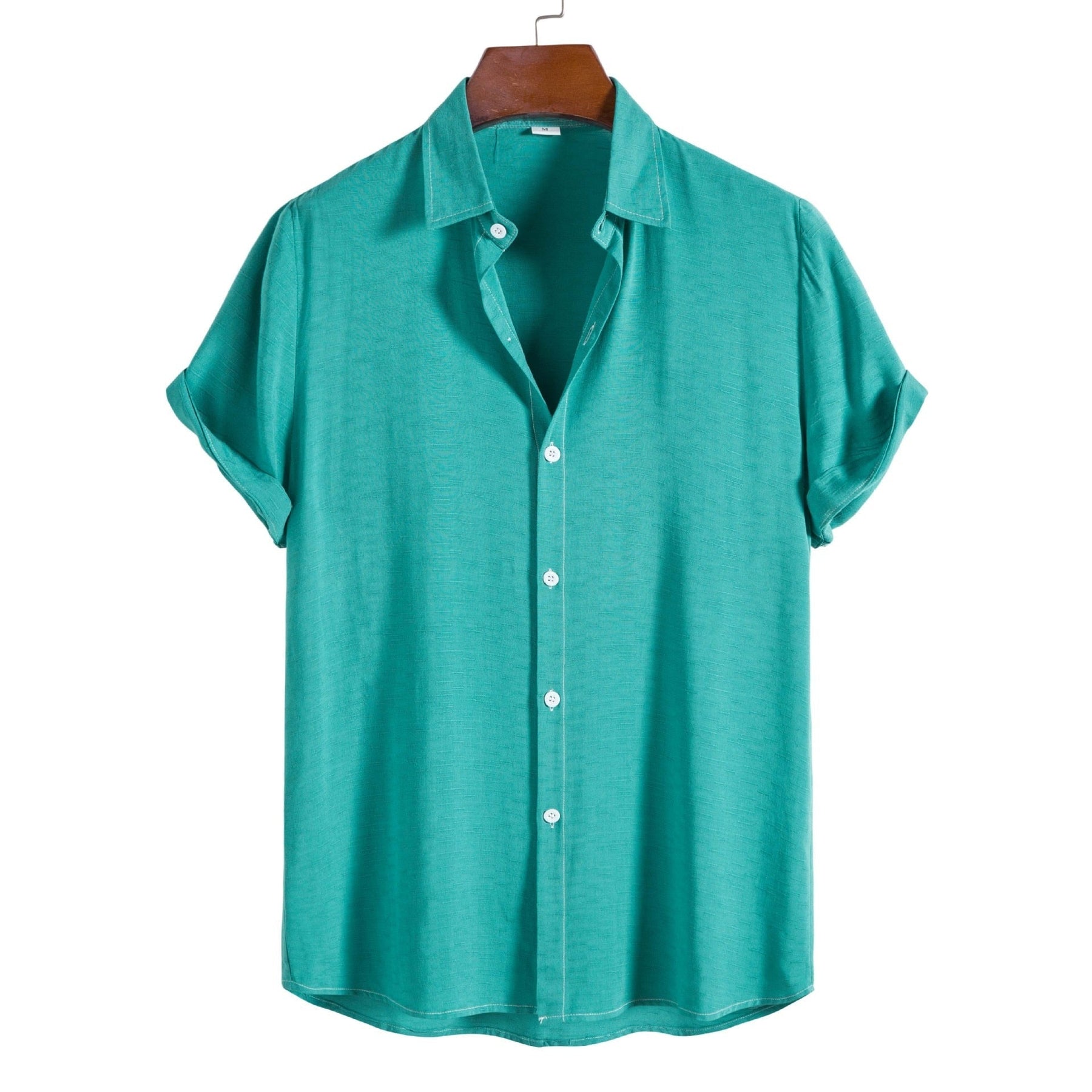 Camisa Manga Curta Marcanzzi Solare MZ590 em tecido leve, disponível em várias cores, caimento confortável e design versátil para diferentes estilos.