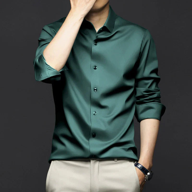 Camisa Social Masculina Spectre Marcanzzi MZ014: sofisticação e conforto em design moderno. Ideal para eventos formais e casuais. Alta qualidade e durabilidade.