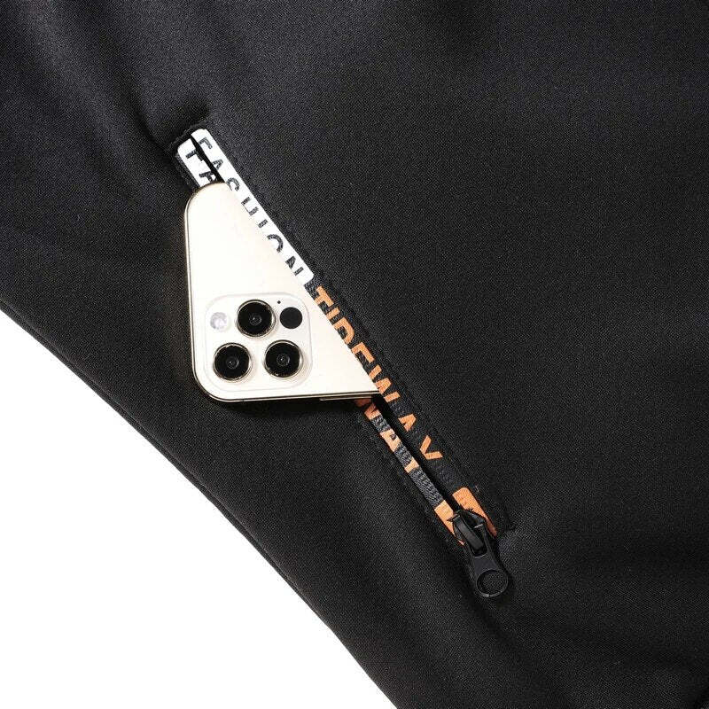 Conjunto Moletom de Lã Masculino Marcanzzi MZ100 feito em lã premium, com interior aconchegante, costuras reforçadas e design moderno para o inverno.