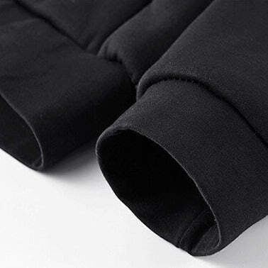 Conjunto Moletom de Lã Masculino Marcanzzi MZ100 feito em lã premium, com interior aconchegante, costuras reforçadas e design moderno para o inverno.