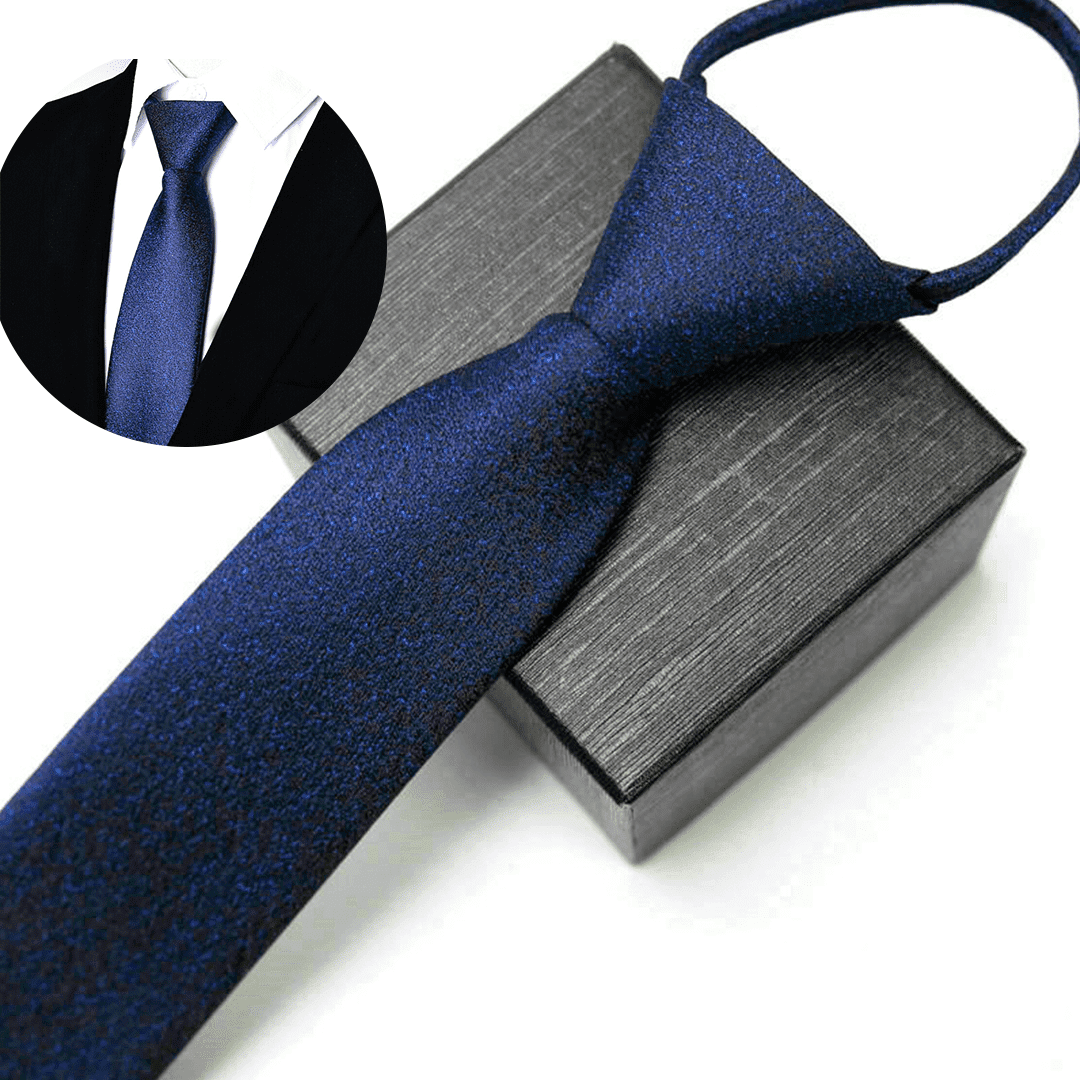 Gravata Marcanzzi Lumière MZ456 com design moderno e tecido de alta qualidade para elegância, charme e distinção em visuais masculinos.