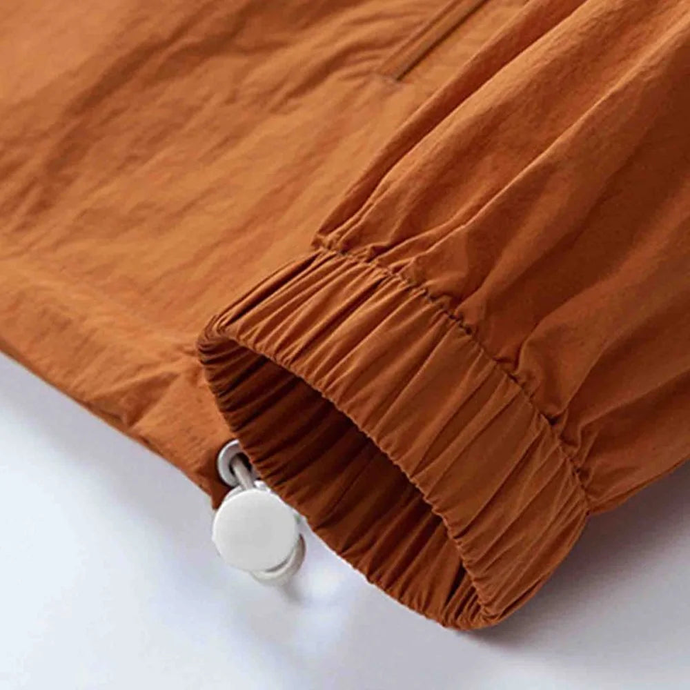 Jaqueta Corta Vento Masculina Marcanzzi MZ237 em design moderno, com proteção contra vento e chuva, leveza e ajuste perfeito para aventuras e uso urbano.