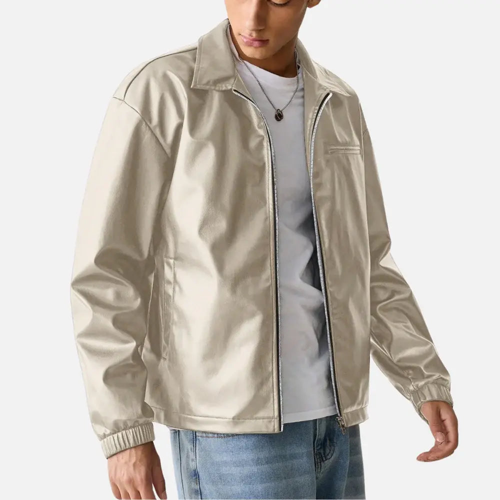 Jaqueta de Couro Masculina Marcanzzi MZ028: estilo contemporâneo, material sintético premium, design slim fit, zíper metálico, bolsos funcionais.