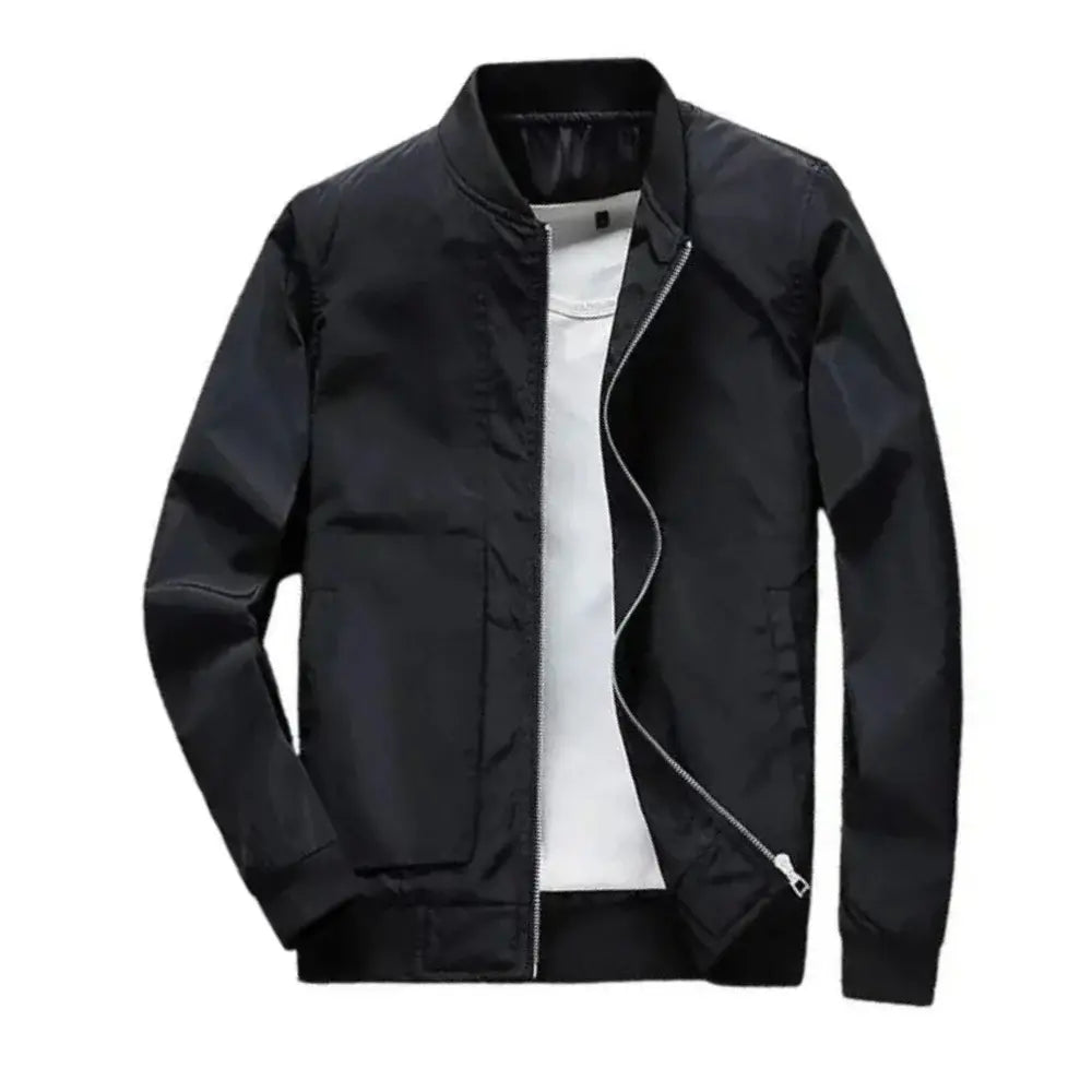 Jaqueta Impermeável Masculina Marcanzzi MZ029: resistente a 1400mm de água, forro térmico até -8ºC, design versátil, zíper, ideal para frio e chuva.