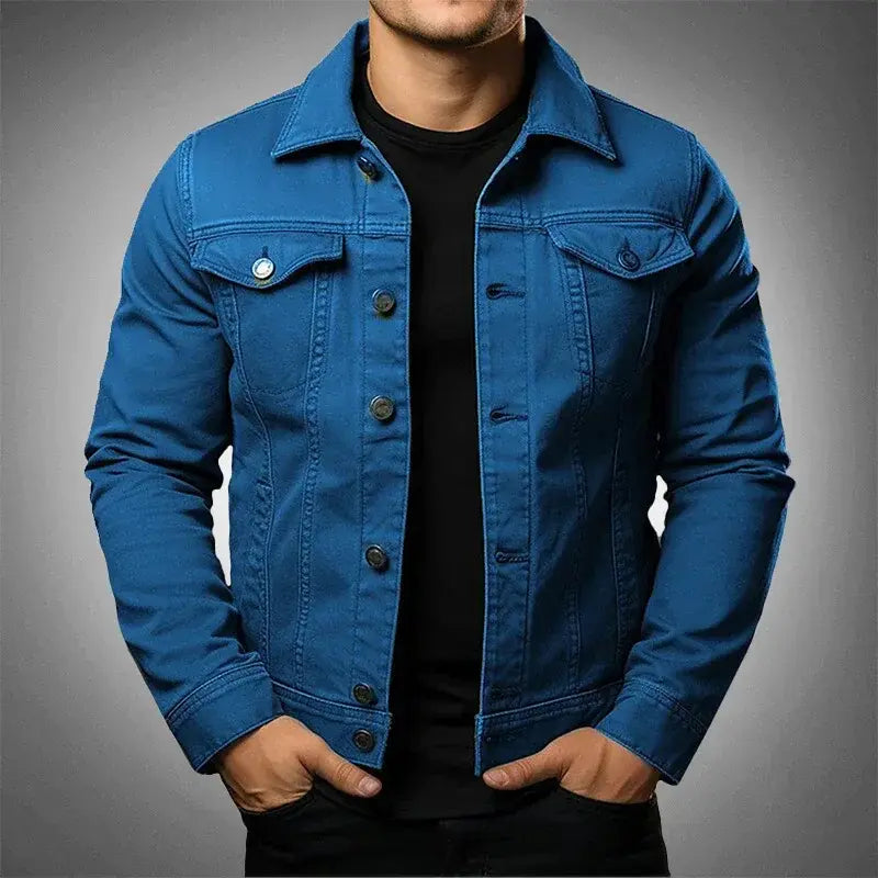 Jaqueta Jeans Masculina Slim Marcanzzi MZ021: estilo moderno e versátil, com modelagem slim e detalhes sofisticados. Elegância casual para qualquer ocasião.