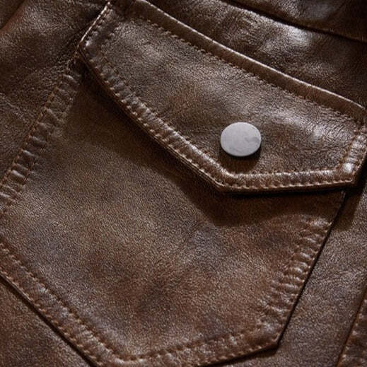 Jaqueta Masculina de Couro Original Marcanzzi MZ125 em couro legítimo, com capuz removível, costuras reforçadas e interior macio para durabilidade e elegância.