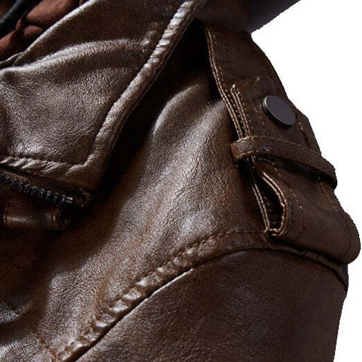 Jaqueta Masculina de Couro Original Marcanzzi MZ125 em couro legítimo, com capuz removível, costuras reforçadas e interior macio para durabilidade e elegância.