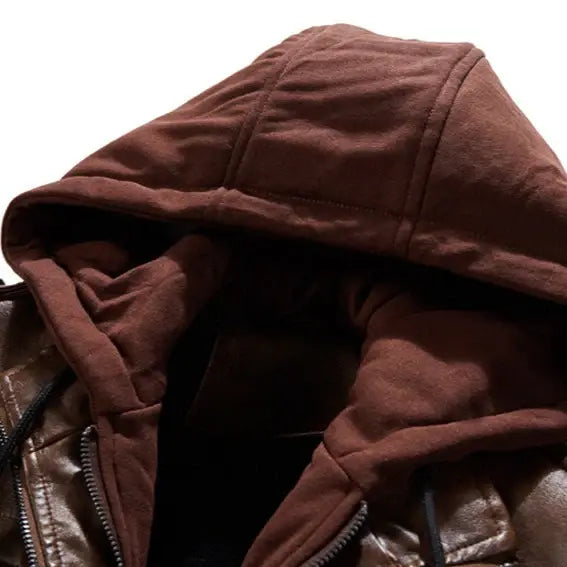 Jaqueta Masculina de Couro Original Marcanzzi MZ125 em couro legítimo, com capuz removível, costuras reforçadas e interior macio para durabilidade e elegância.