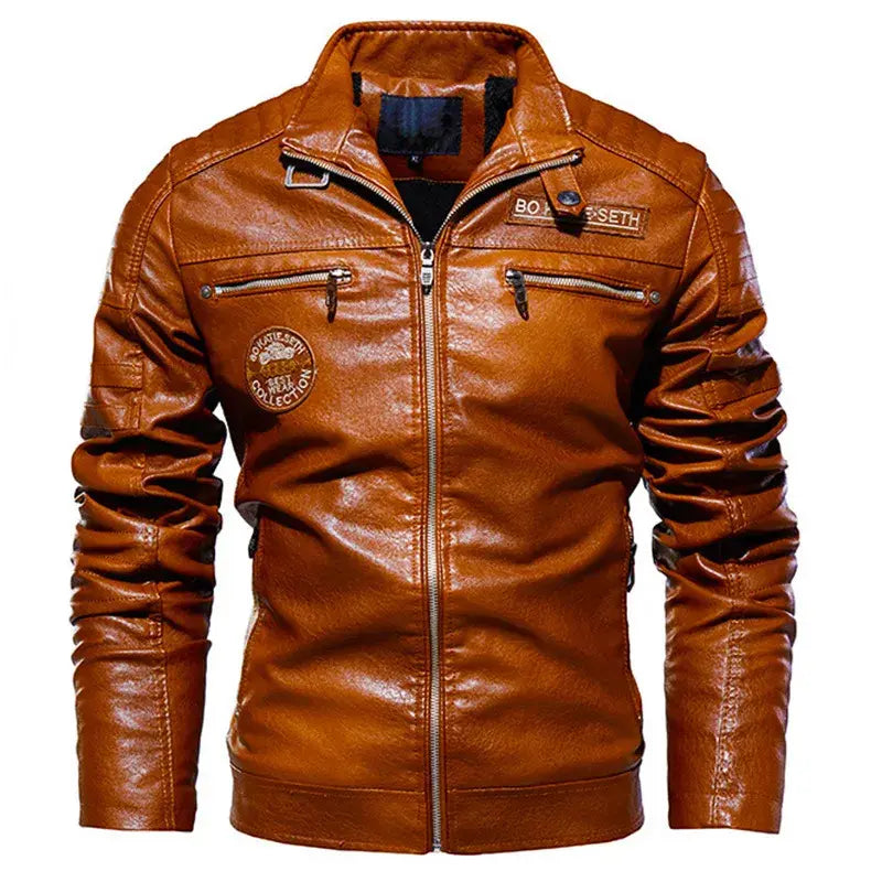 Jaqueta Masculina de Motoqueiro em Couro Marcanzzi MZ139 feita em couro resistente, com costuras reforçadas e design sofisticado para segurança e estilo.