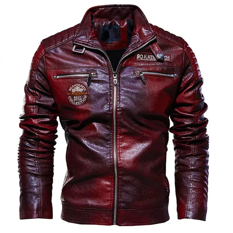 Jaqueta Masculina de Motoqueiro em Couro Marcanzzi MZ139 feita em couro resistente, com costuras reforçadas e design sofisticado para segurança e estilo.