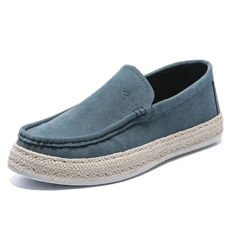 Mocassim Masculino Casual Marcanzzi MZ302 em materiais de alta qualidade, com solado flexível e acabamento refinado para elegância e praticidade.
