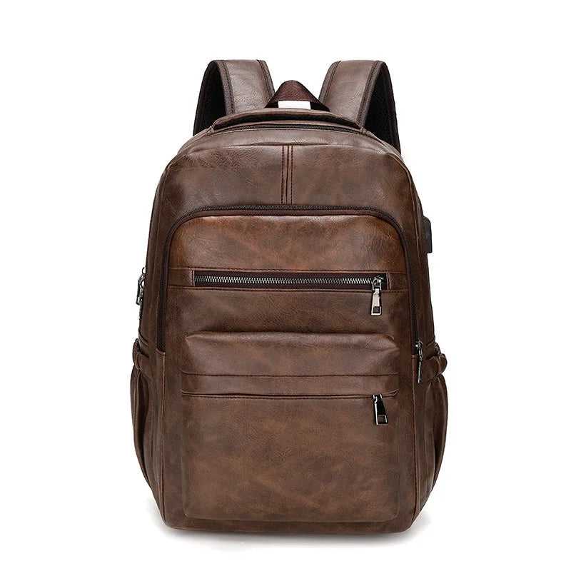 Mochila de Couro Masculina Marcanzzi MZ072 com porta USB, estrutura resistente à água e proteção antifurto ideal para trabalho e viagens