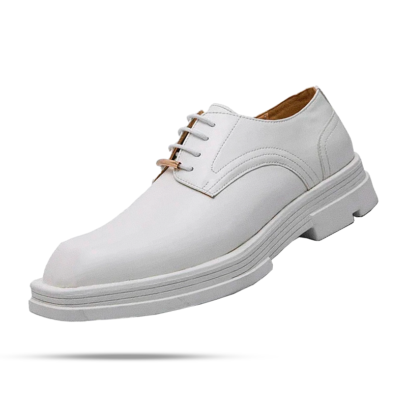 Sapato Masculino Derby Marcanzzi MZ359: couro premium, solado tratorado 5 cm, conforto e estilo moderno. Cores: preto e off white. Ideal para looks urbanos.
