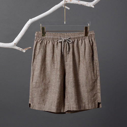 Bermuda de Linho Listrada Marcanzzi MZ946 em linho nobre com listras discretas, caimento impecável e acabamento premium para estilo e conforto.