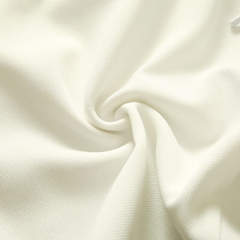 Bermuda Masculina Casual Essential Marcanzzi MZ947 em poliéster premium, com caimento ajustado e design clássico, unindo conforto, elegância e versatilidade.