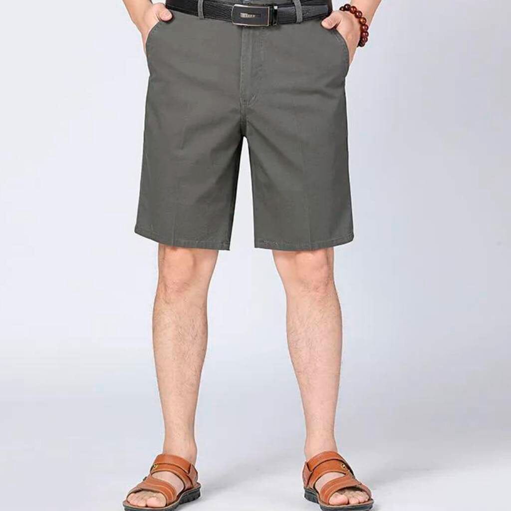 Bermuda Masculina Classic Comfort Marcanzzi MZ951 em brim de alta qualidade, com caimento ajustado, conforto e estilo versátil para o dia a dia.