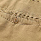 Bermuda Masculina Classic Comfort Marcanzzi MZ951 em brim de alta qualidade, com caimento ajustado, conforto e estilo versátil para o dia a dia.