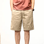 Bermuda Masculina Street Marcanzzi MZ949 em sarja premium com caimento ajustado e design moderno, perfeita para estilo urbano e conforto diário.