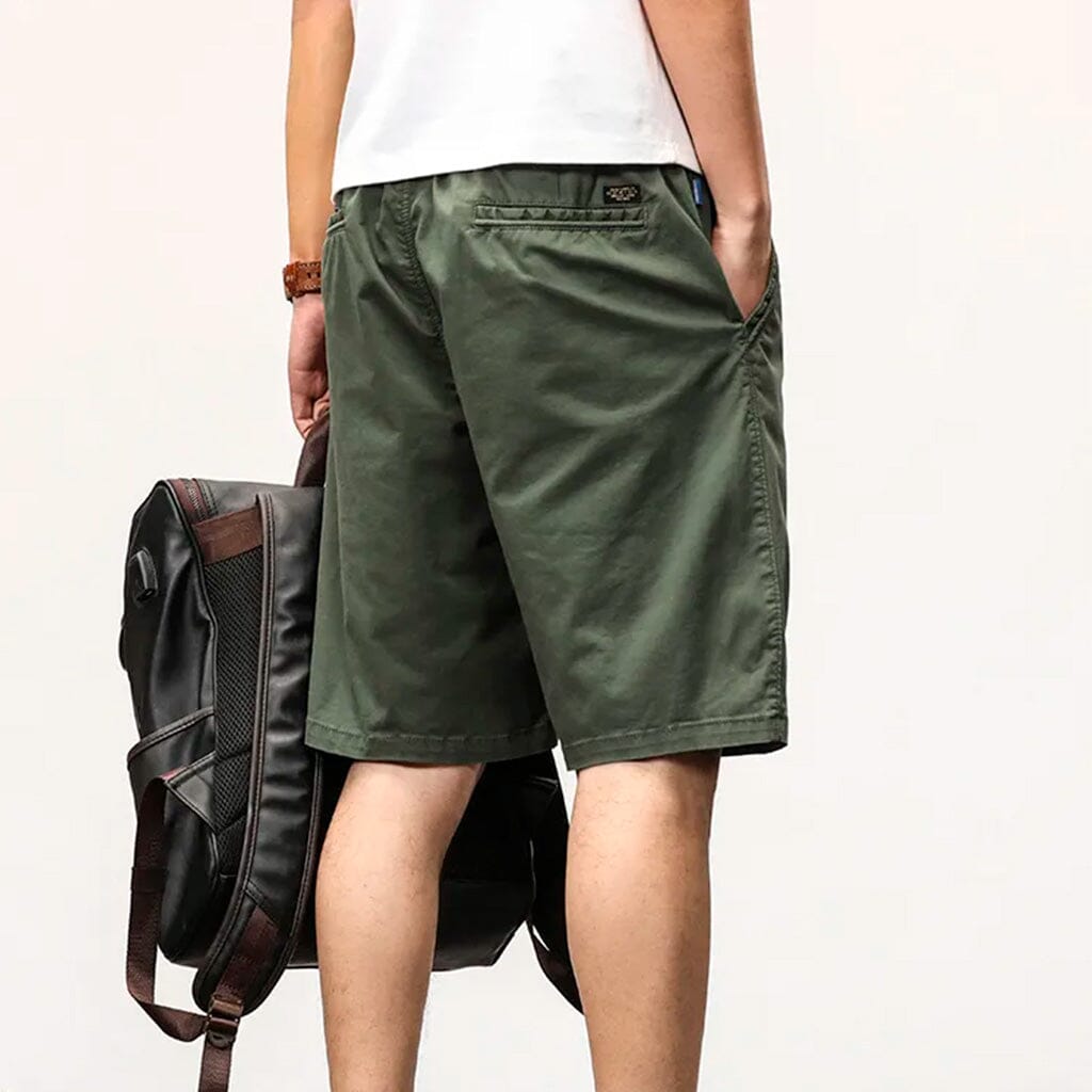 Bermuda Masculina Street Marcanzzi MZ949 em sarja premium com caimento ajustado e design moderno, perfeita para estilo urbano e conforto diário.