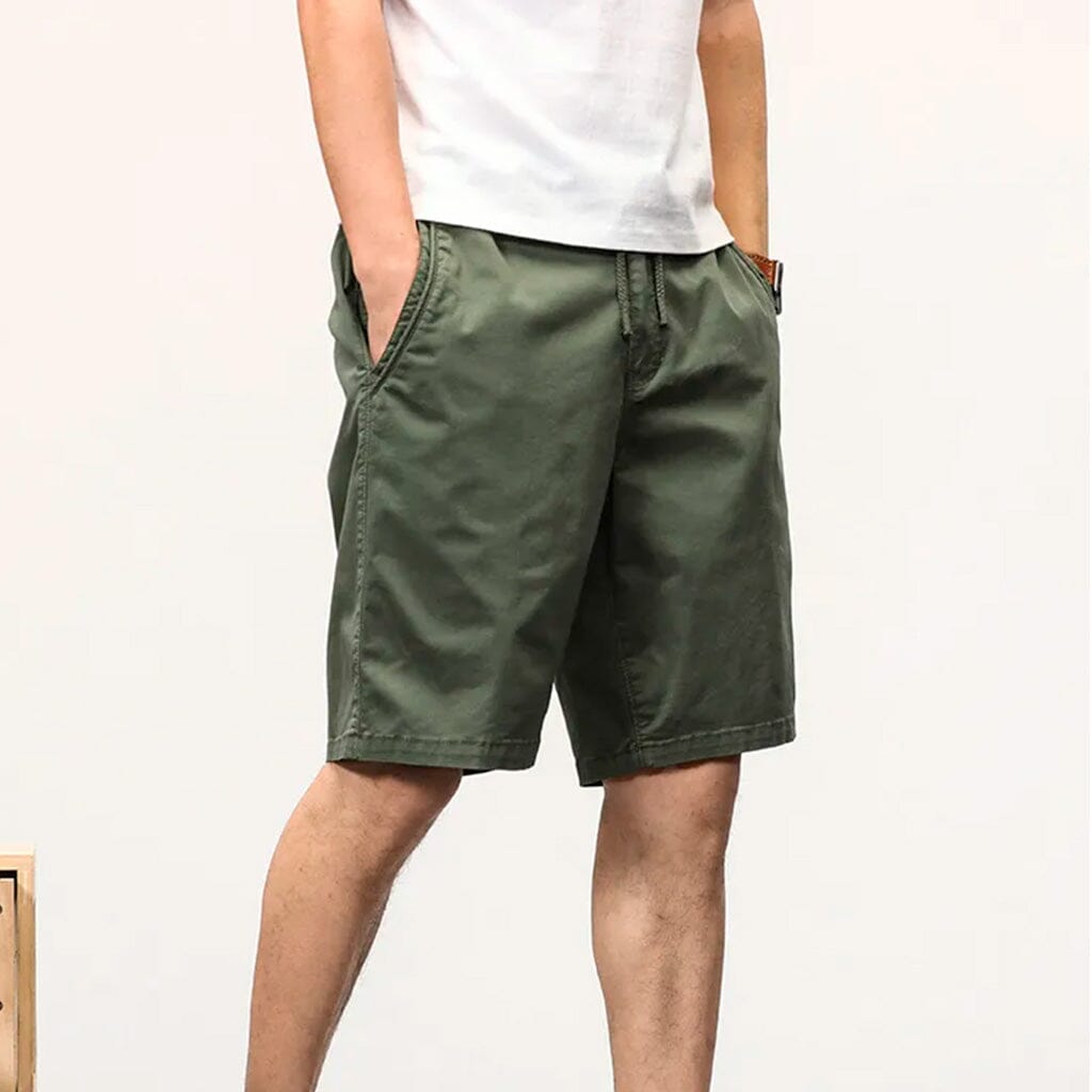 Bermuda Masculina Street Marcanzzi MZ949 em sarja premium com caimento ajustado e design moderno, perfeita para estilo urbano e conforto diário.