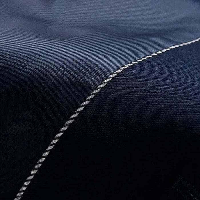 Blazer Masculino Slim Marcanzzi MZ052 em tecido nobre, modelagem ajustada e acabamento refinado, ideal para eventos formais.