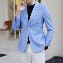Blazer Masculino Vergast Marcanzzi MZ059 com tecido de caxemira, alfaiataria impecável e estilo marcante para eventos sofisticados.