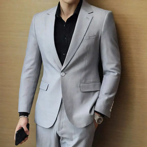 Blazer Masculino Vergast Marcanzzi MZ059 com tecido de caxemira, alfaiataria impecável e estilo marcante para eventos sofisticados.
