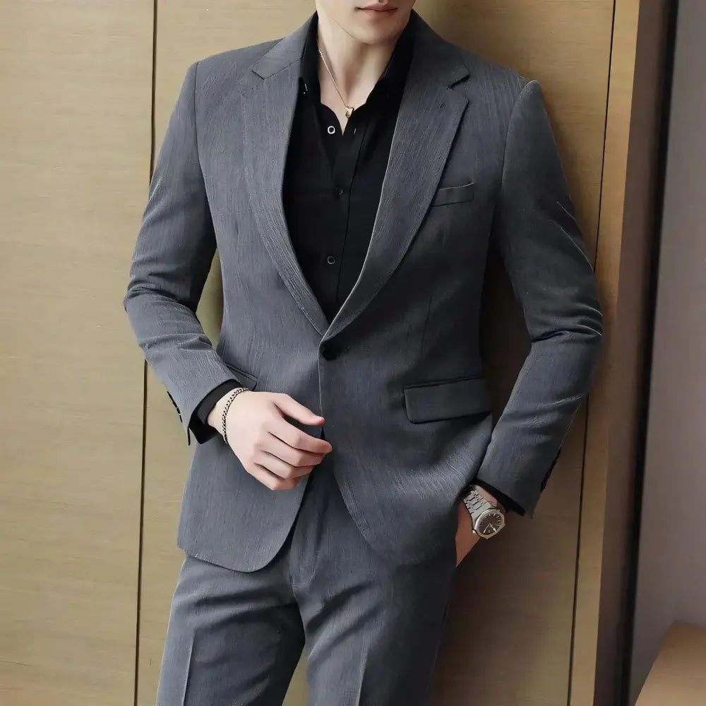 Blazer Masculino Vergast Marcanzzi MZ059 com tecido de caxemira, alfaiataria impecável e estilo marcante para eventos sofisticados.