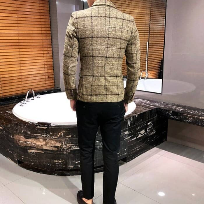 Blazer Masculino Xadrez Marcanzzi MZ064 com design elegante, tecido premium e acabamento refinado para estilo sofisticado em qualquer ocasião.