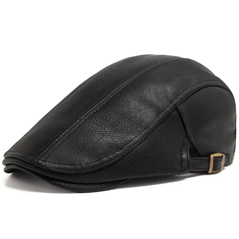 Boina Masculina de Couro British Marcanzzi MZ271 em couro premium, estilo britânico clássico, ajuste confortável e cores cáqui, marrom, grafite e preta.