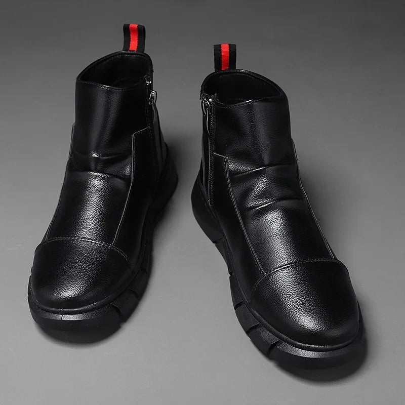 Bota Masculina Chelsea Marcanzzi MZ296: couro premium, conforto acolchoado, solado antiderrapante, zíper lateral, versátil para looks casuais e formais.