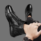 Bota Masculina Chelsea Marcanzzi MZ296: couro premium, conforto acolchoado, solado antiderrapante, zíper lateral, versátil para looks casuais e formais.