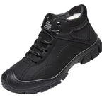 Bota masculina Marcanzzi MZ282 em couro legítimo, com solado antiderrapante e forro acolchoado. Ideal para estilo casual e aventureiro. Conforto e durabilidade.