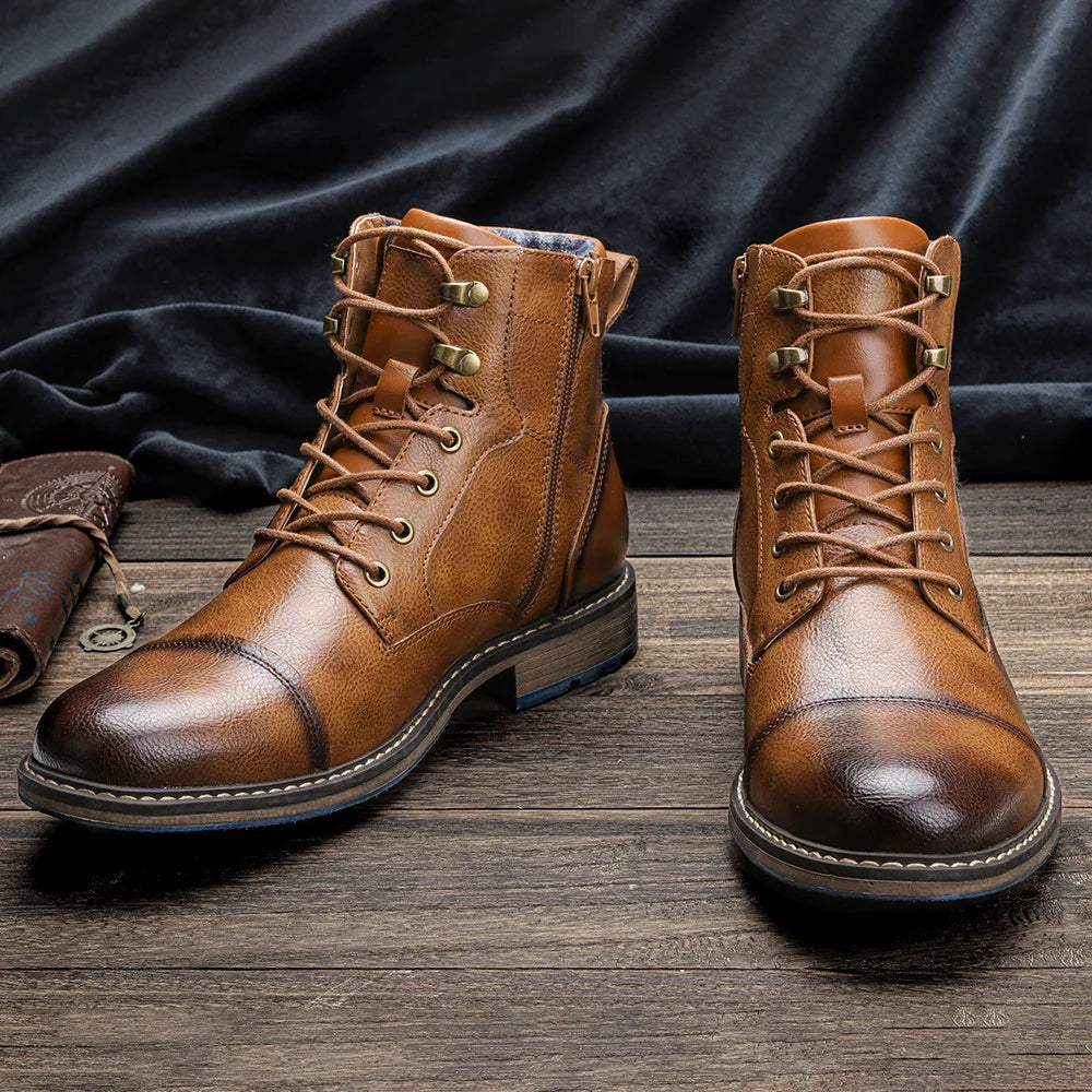 Bota Masculina de Couro Marcanzzi MZ284: durável, estilosa e confortável. Couro premium, solado emborrachado, design moderno. Ideal para uso urbano e aventuras.