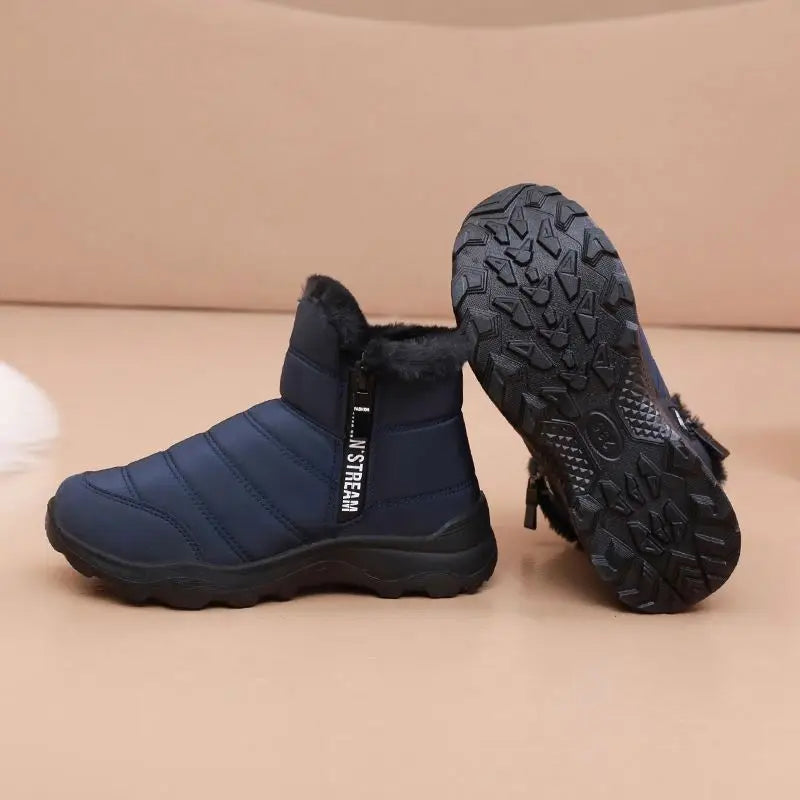 Bota Masculina de Inverno Marcanzzi MZ291: estilo, conforto e segurança com solado antiderrapante e zíper prático. Ideal para ocasiões casuais e formais.