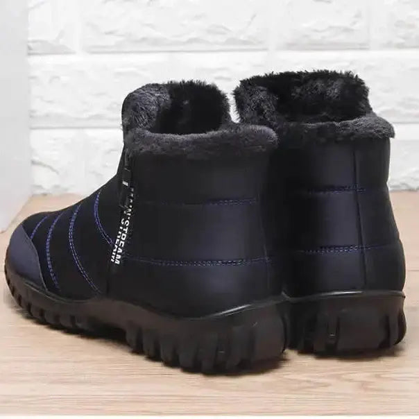 Bota Masculina de Inverno Marcanzzi MZ291: estilo, conforto e segurança com solado antiderrapante e zíper prático. Ideal para ocasiões casuais e formais.