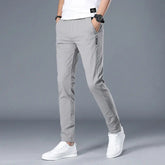 Calça Casual Masculina Marcanzzi MZ004: conforto e estilo em sarja de alta qualidade com corte de alfaiataria. Elegância para trabalho ou encontros.