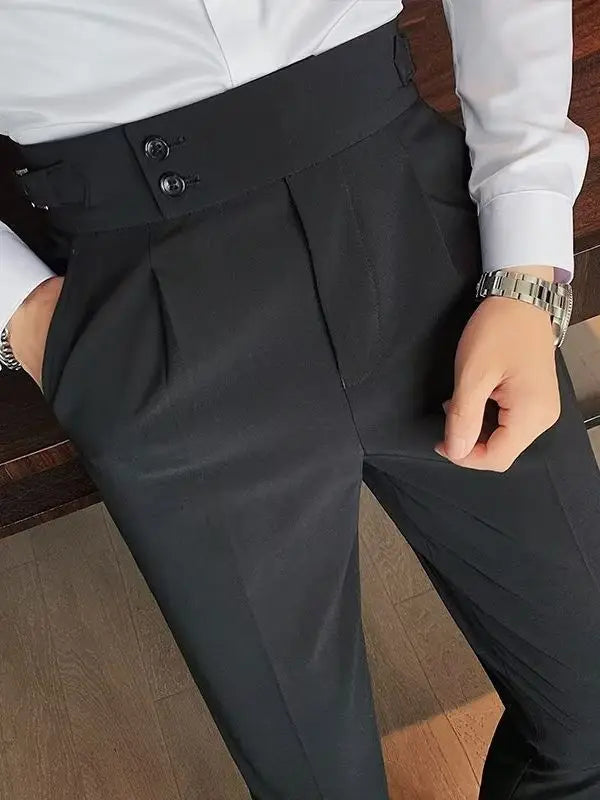 Calça de Alfaiataria Masculina Marcanzzi MZ256 feita em tecido premium, com corte tradicional, caimento perfeito e estilo elegante para várias ocasiões.