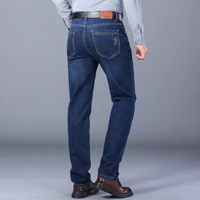 Calça Jeans Clássica Masculina Marcanzzi MZ005: elegância e conforto com tecido premium, elasticidade, durabilidade e ajuste perfeito para qualquer ocasião.