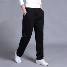 Calça Moletom Masculina Marcanzzi MZ003: conforto premium e estilo sofisticado para um visual casual e elegante no dia a dia.